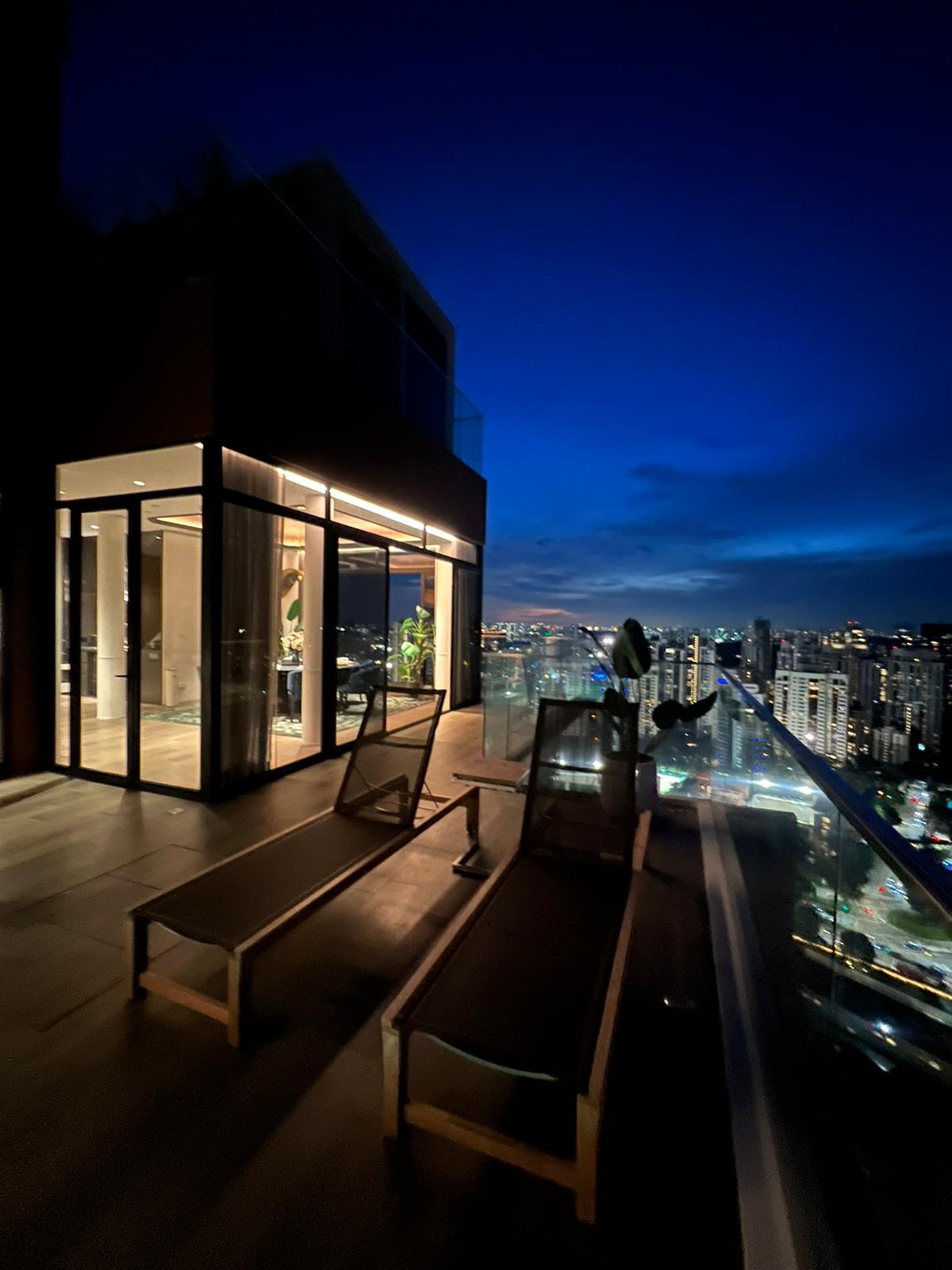 The Ritz-carlton Residences Gallery Image 9
