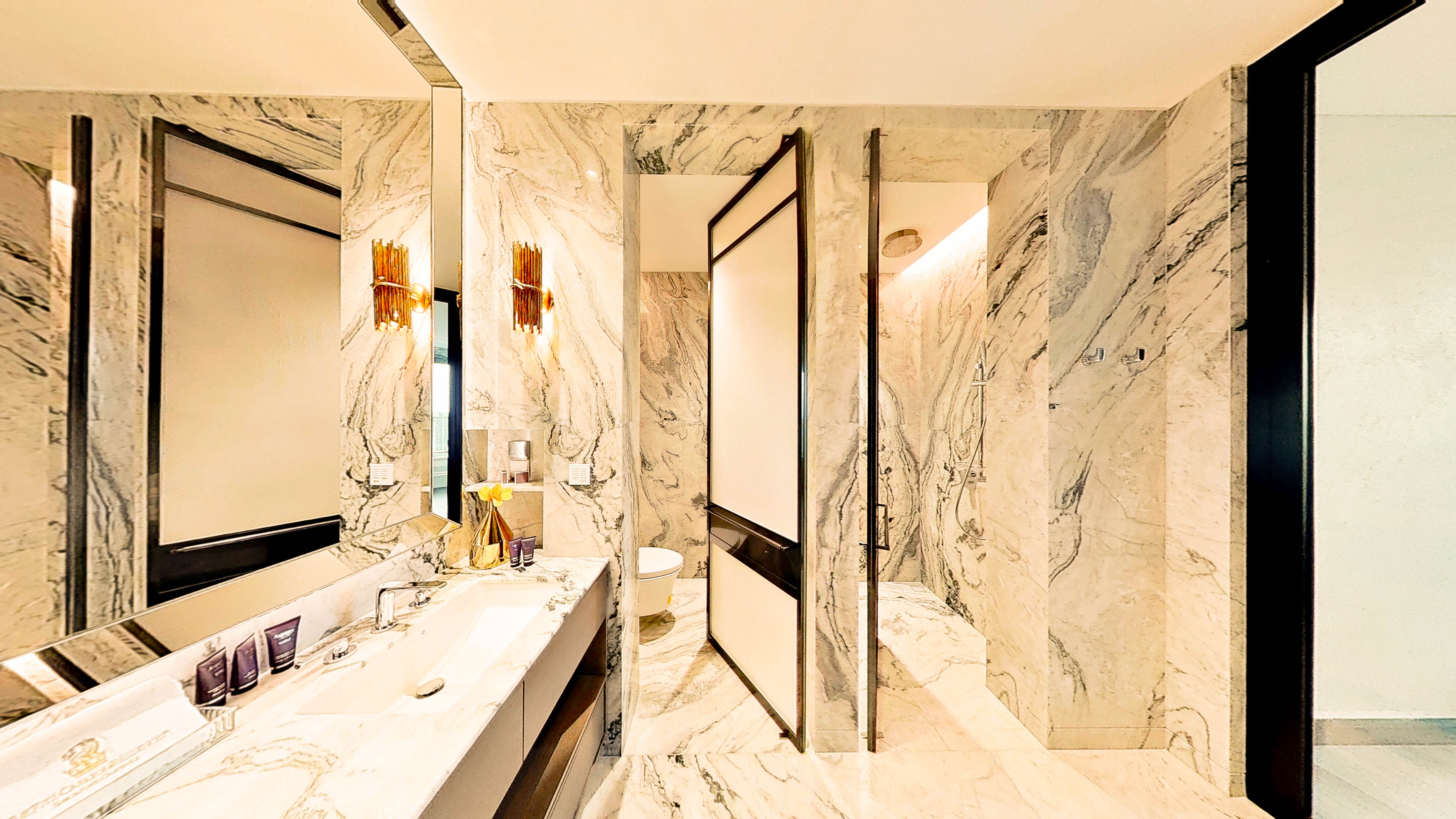 The Ritz-carlton Residences Gallery Image 21
